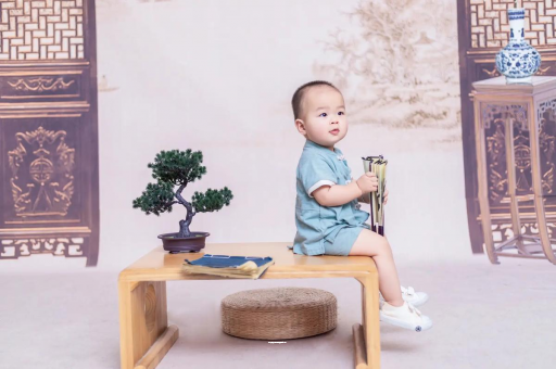 宜城孕妇肚子上的黑线